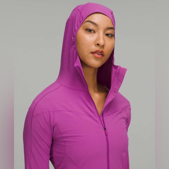 NWT! Lululemon ‘Mist Over Windbreaker’ - Picture 3 of 8